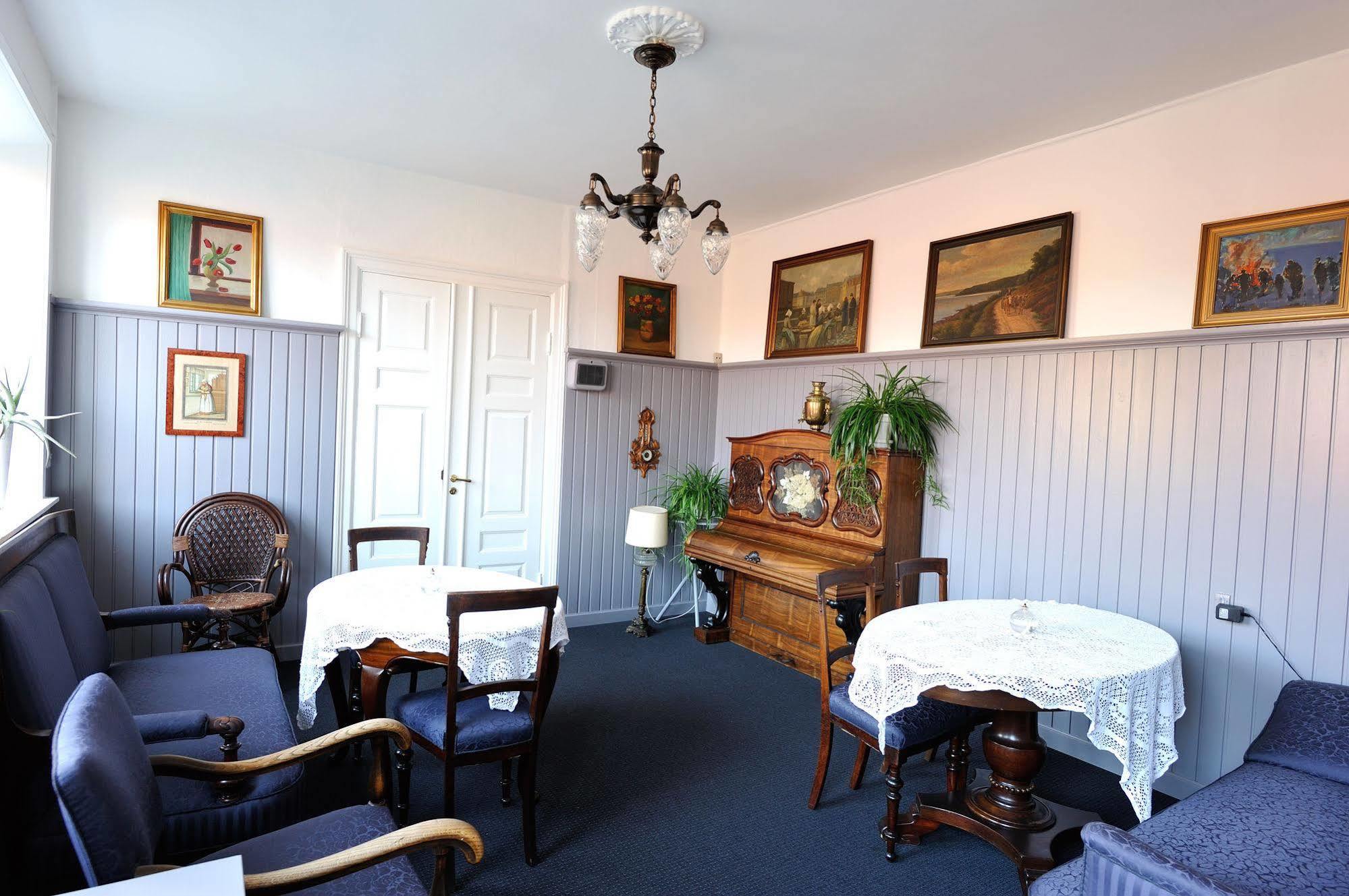 Hotel Gudhjem Zewnętrze zdjęcie